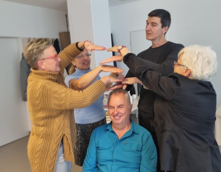 Csapatépítő nordic walking program – Gyalogolj.hu