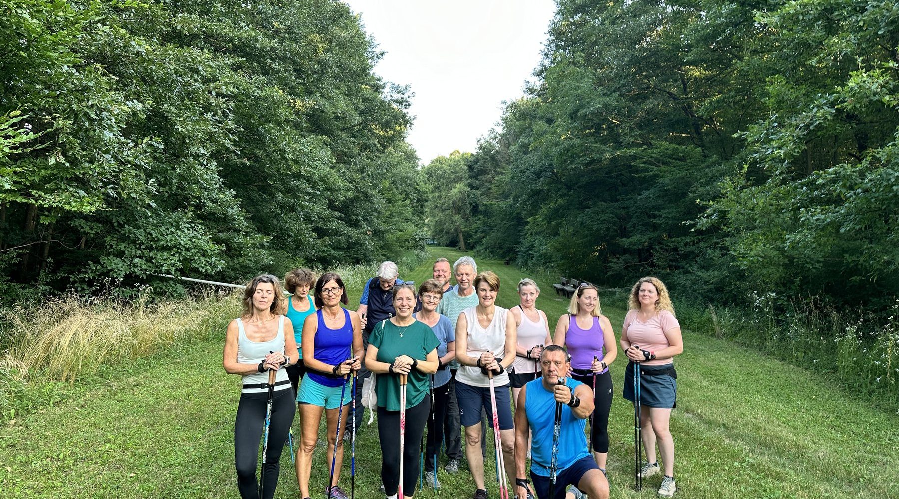 Nordic walking a Gyalogolj.hu csapatával